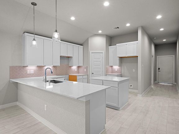 4th image of 57 Shining Point