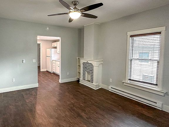 2nd image of 832 East St