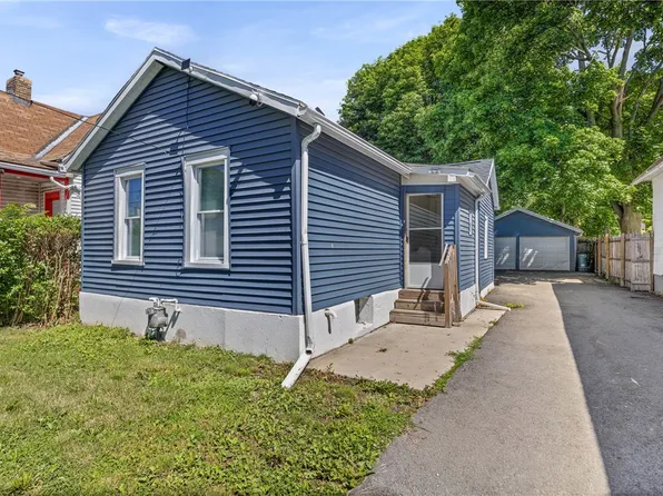 30 De Jonge St, Rochester, NY 14621