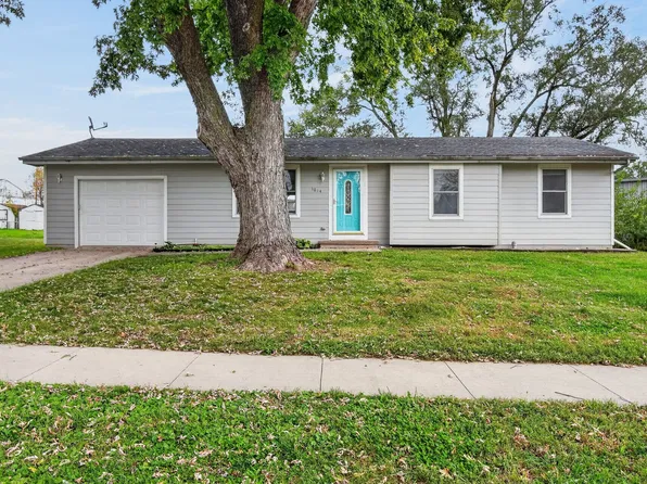 1014 Holly Dr, Norwalk, IA 50211