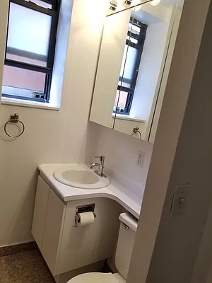 Rented by Sky Management | media 25