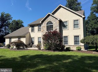69 Santa Maria Dr, Reading, PA 19606