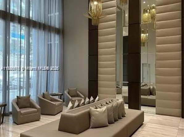 1010 SW 2nd Ave #Penthouse 06, Miami, FL 33131