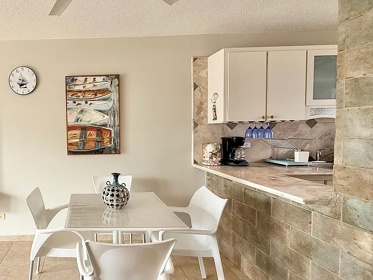 Ocean Dr #B-4 — Photo 9