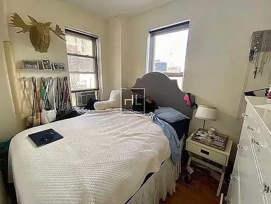 Rented by Highline Residential | media 26