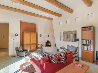 6 Alegre Pass, Santa Fe, NM 87508