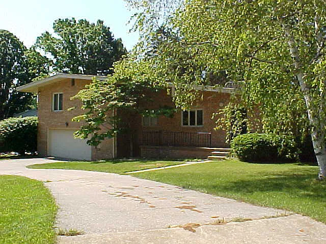 2839 Westchester Rd photo 1