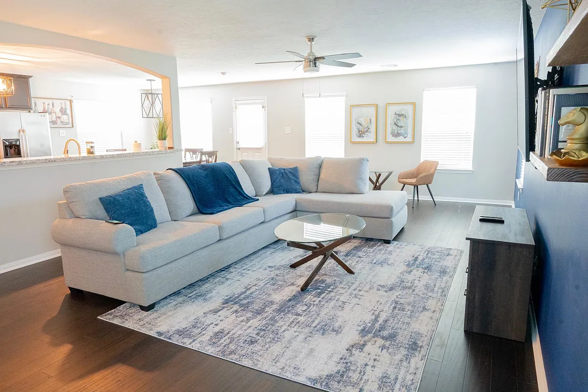 Living room - 8619 Chaletford Dr