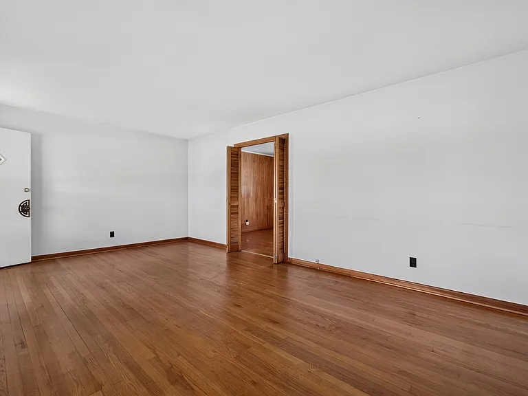 418 Polk St — Photo 5