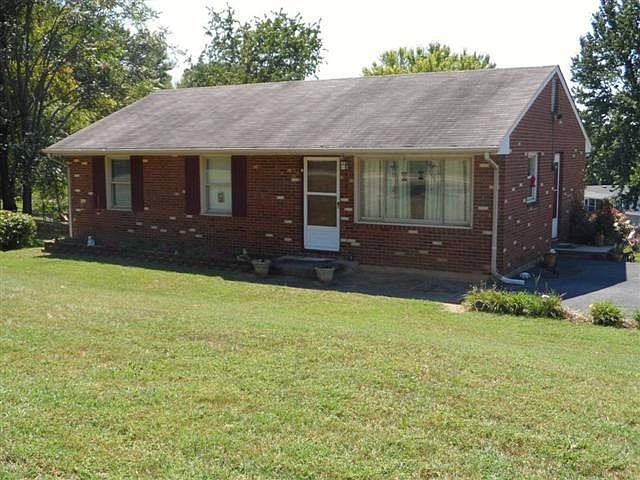 1st image of 4707 Arnold Dr NE