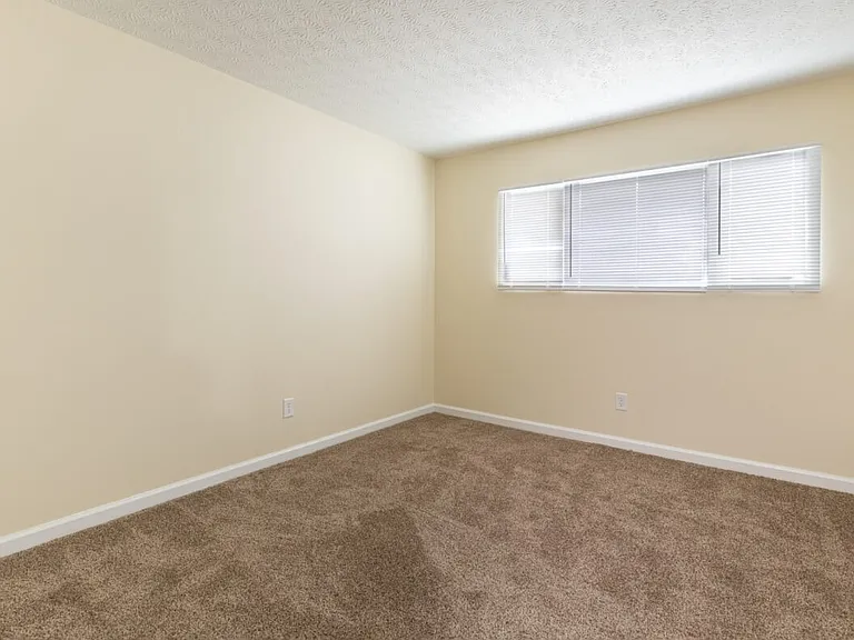 2308 Wayne Ave #1 — Photo 9