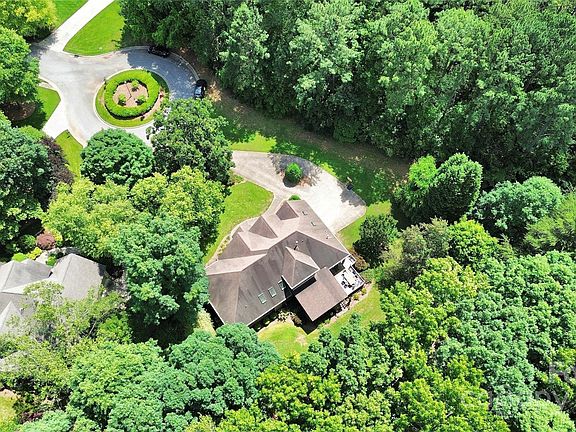 5th image of 108 Chalfont Ct