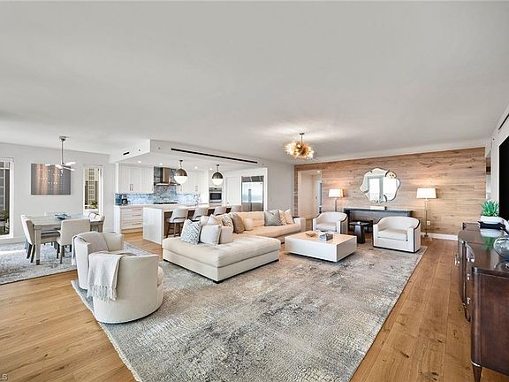 3rd image of 13915 Old Coast RD #506