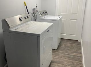 27 Kossuth St, Pawtucket, RI 02860