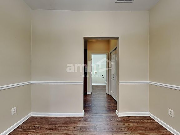 5th image of 905 Clairidge Ln