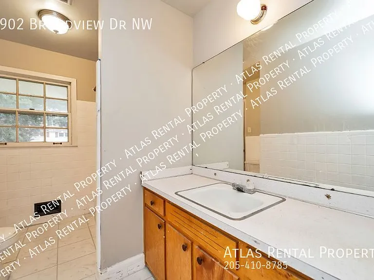 2902 Broadview Dr NW — Photo 24