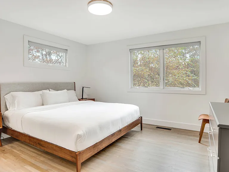 16 Oyster Pond Ln — Photo 10