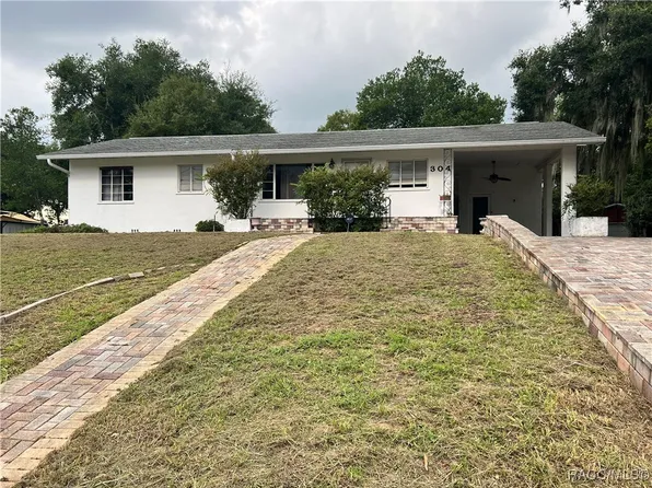304 S Seminole Ave, Inverness, FL 34452