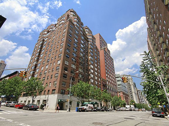 2nd image of 80 E End Ave APT 6J