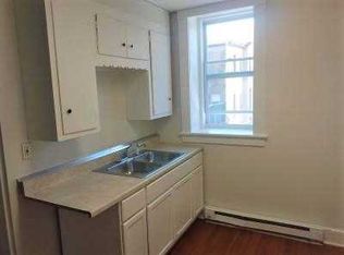 98 Montgomery St APT 1, Poughkeepsie, NY 12601
