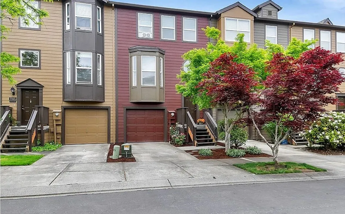3 bed, 1682 sqft, $2,450 — Photo 1