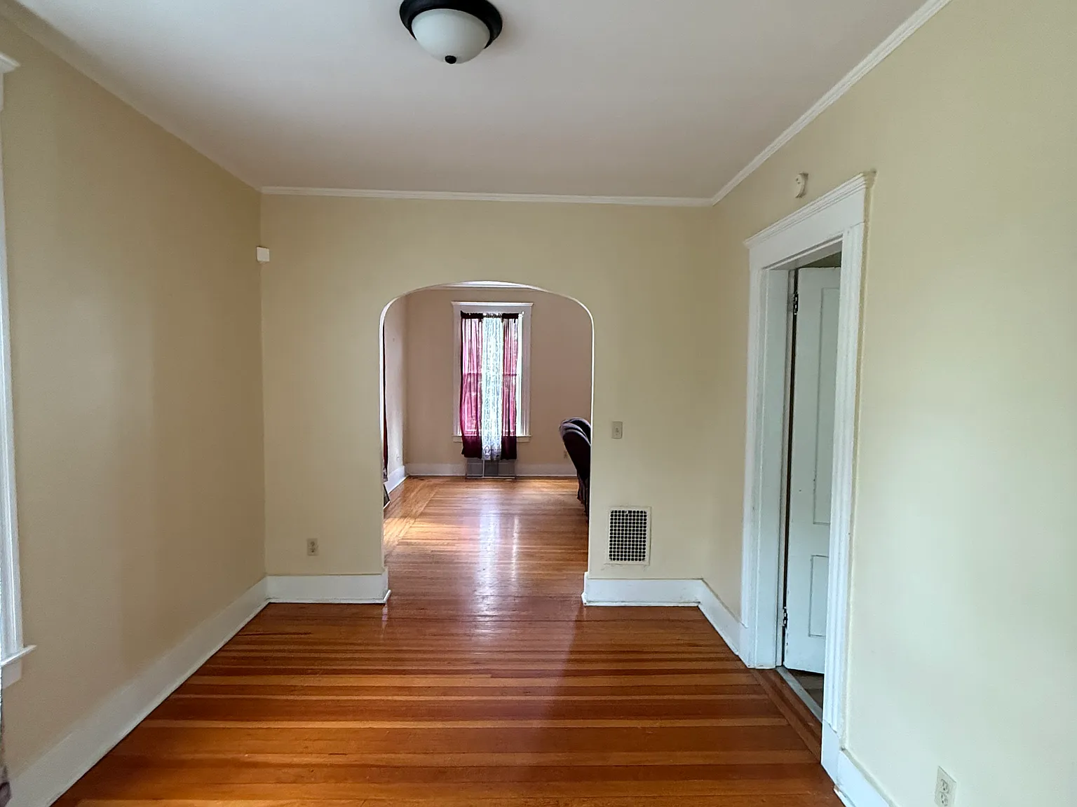 2 bed, $1,750 — Photo 4