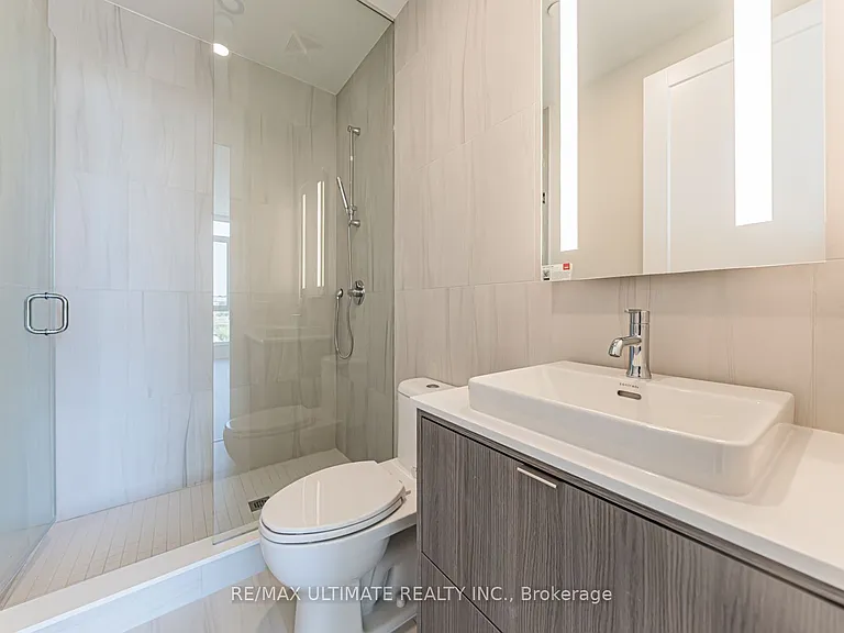 858 Dupont St #Penthouse 16 — Photo 24