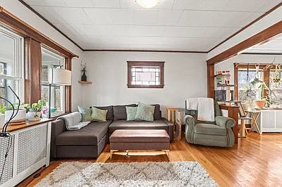 3 bed, 1.5 bath, 1144 sqft, $3,200 — Photo 1