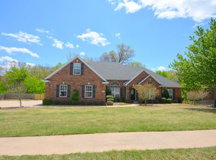 2506 NW 6th St, Bentonville, AR 72712