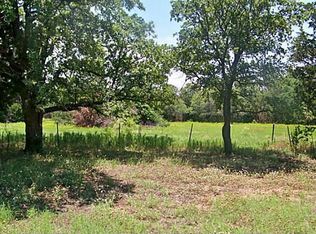 504 Bryant Rd, Valley View, TX 76272