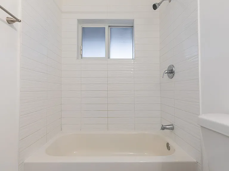 5918 Pierce St — Photo 29