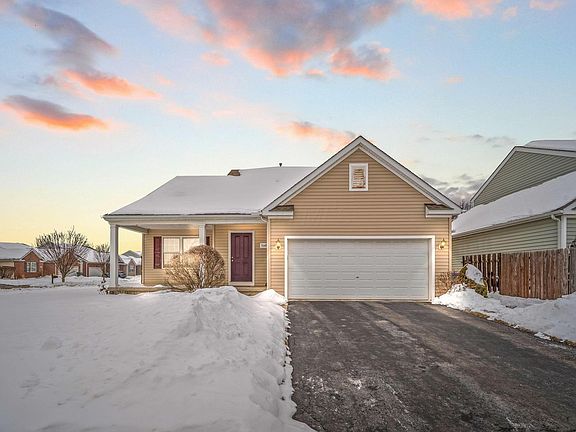 3rd image of 5648 Larksdale Dr