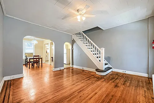 2807 Sunset Dr Photo 1