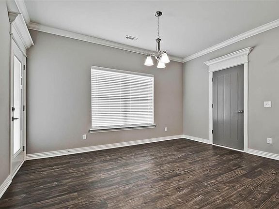 4th image of 1717 W Broadway Pl