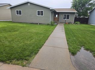1105 17th St, Gothenburg, NE 69138