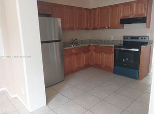 2323 Harding St, Hollywood, FL 33020