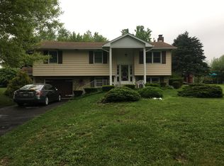 108 Park Ln, Millersburg, PA 17061