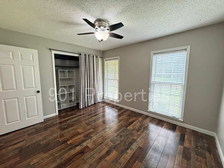 6080 Barrentine Dr — Photo 18