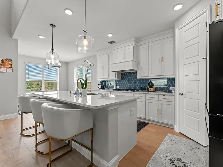 10609 Grayhead Dr — Photo 8