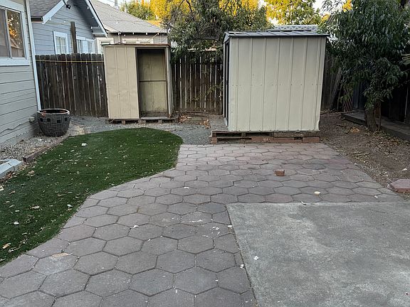 2nd image of 104 E 8th St