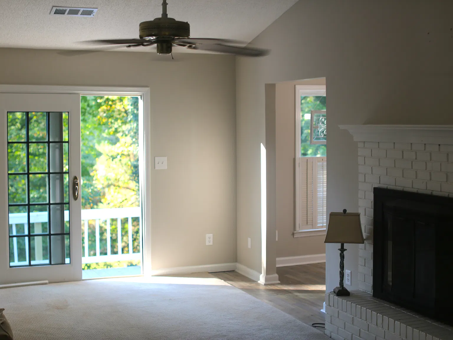 3 bed, 2.5 bath, 1400 sqft, $2,250 — Photo 3