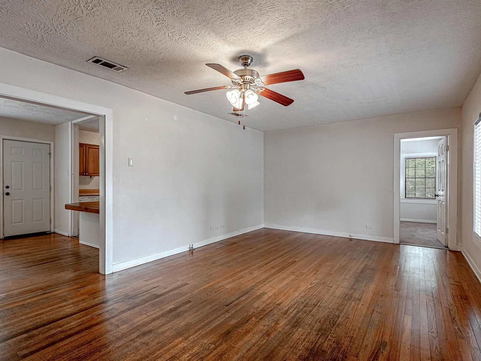 2538 Sycamore Avenue - 1 — Photo 3