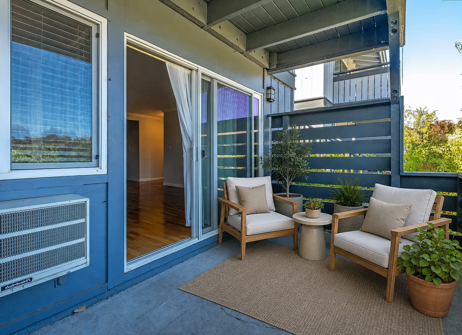 2 bed, 871 sqft, $2,895 — Photo 2