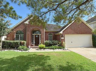 11308 Sunlit Bay Dr, Pearland, TX 77584