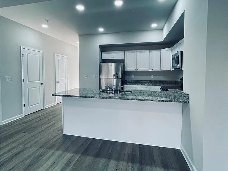 314 Barber St #35 — Photo 6