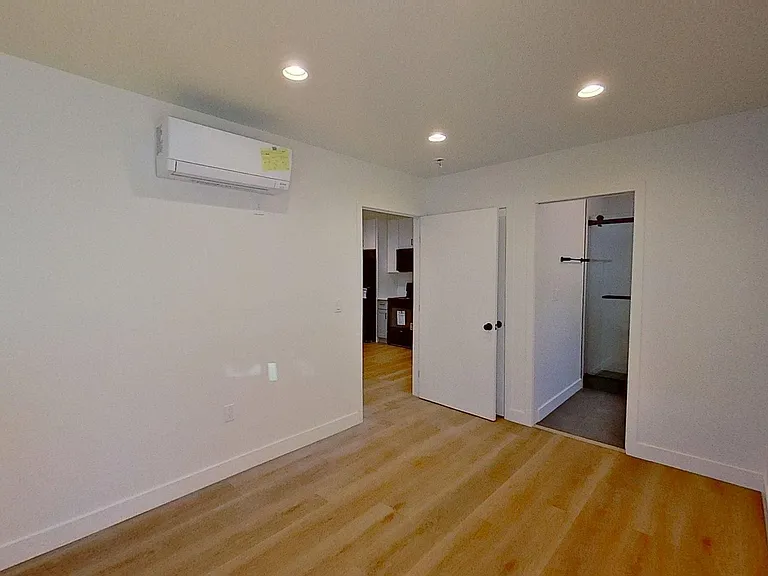 829 N Garfield St — Photo 29