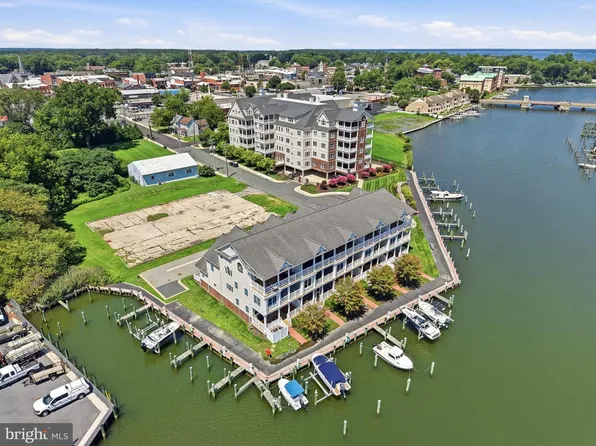 202 Muir St, Cambridge, MD 21613