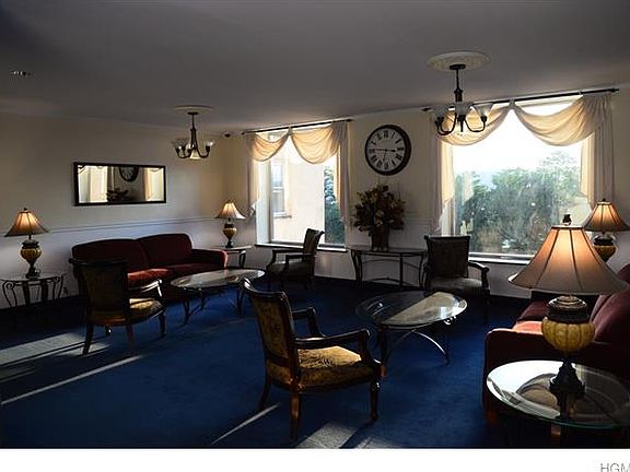 3rd image of 279 N Broadway APT 4N