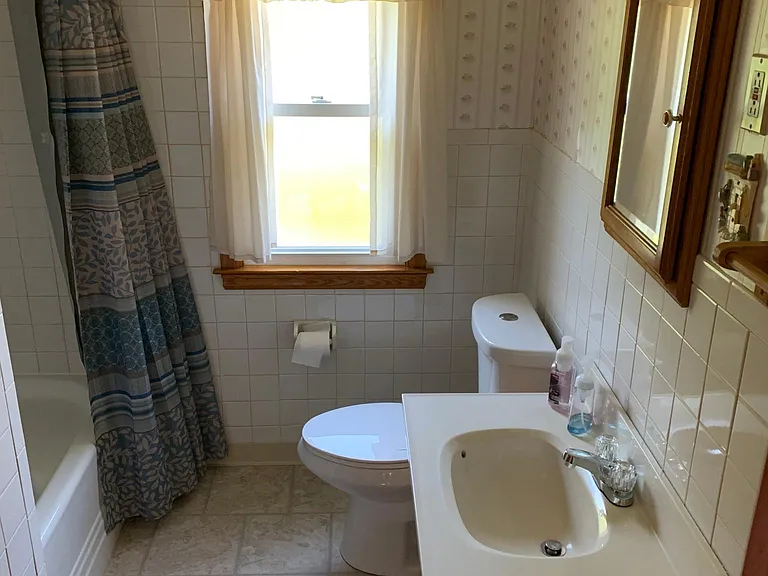 3870 Clinton St #1 — Photo 7