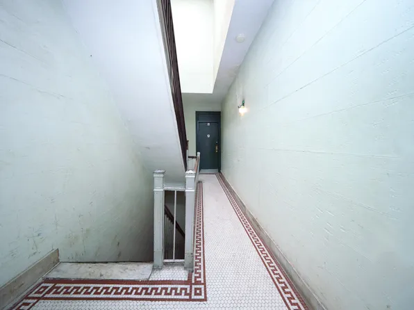 6107 23rd Avenue image 27 of 35